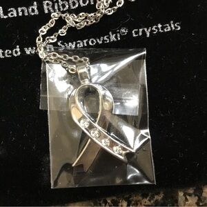 WillLand Ribbon Pendant with Swarovski crystals NWOT